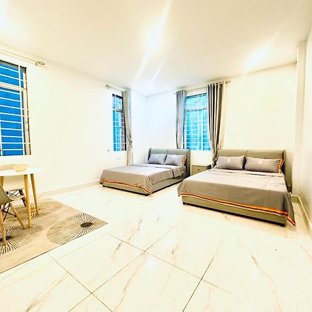 Lotus Homestay Sihanoukville Esterno foto
